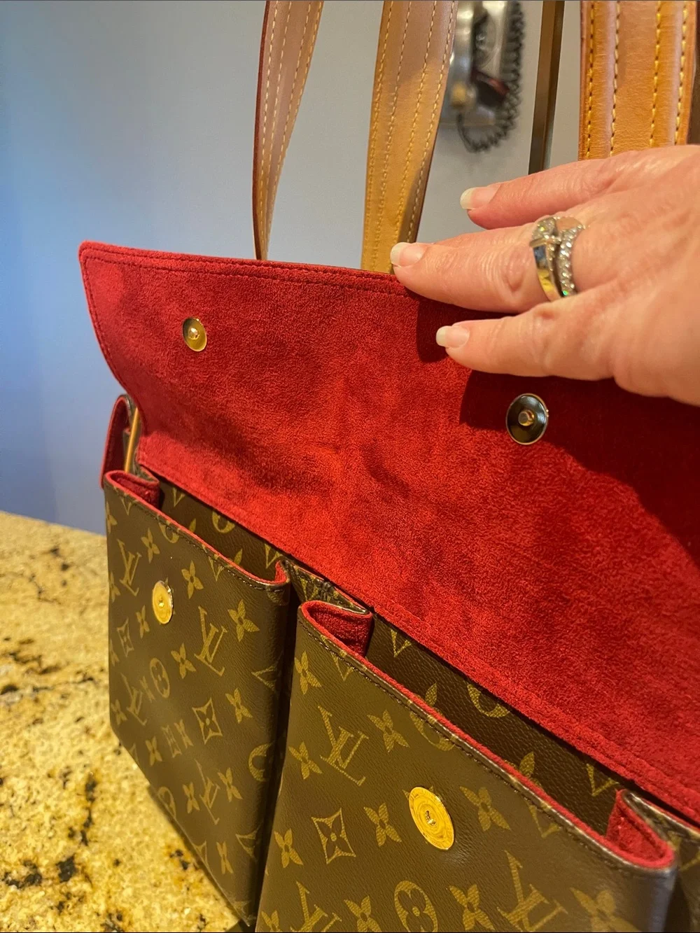 Louis Vuitton Monogram Multiple Cite Brown Tote - Picture 2 of 13